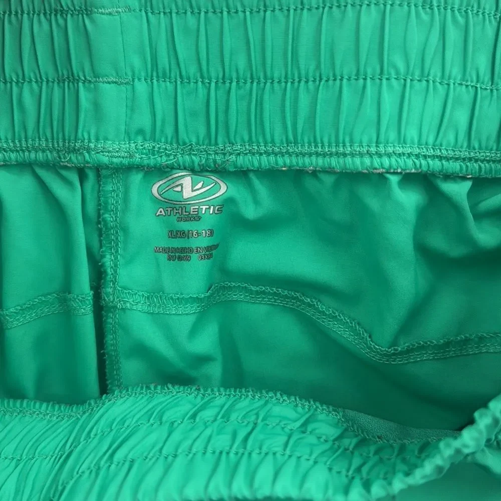 3For$20 Athletics Works Green Shorty Shorts size XL 16-18